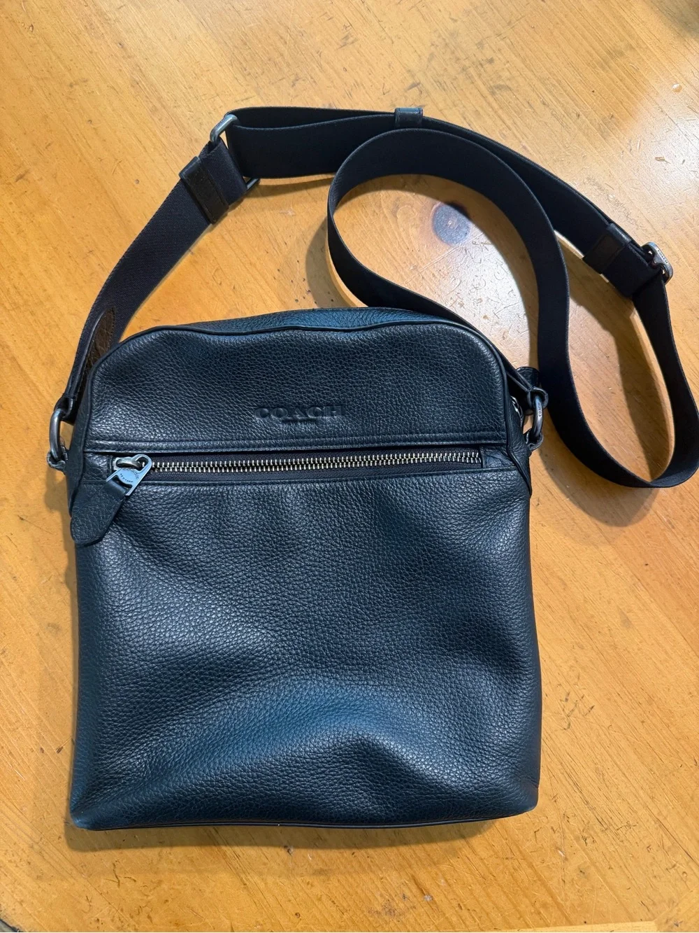 Coach Men’s Houston Flight Bag Black Pebbled Leather Messenger Crossbody